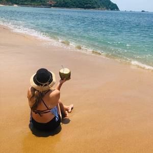 Meet your Posher, Hilda